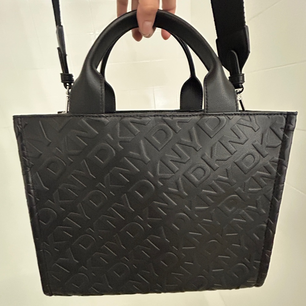 Brand New DKNY Ashlyn Medium Logo Tote Bag Black Silver Designer Everyday